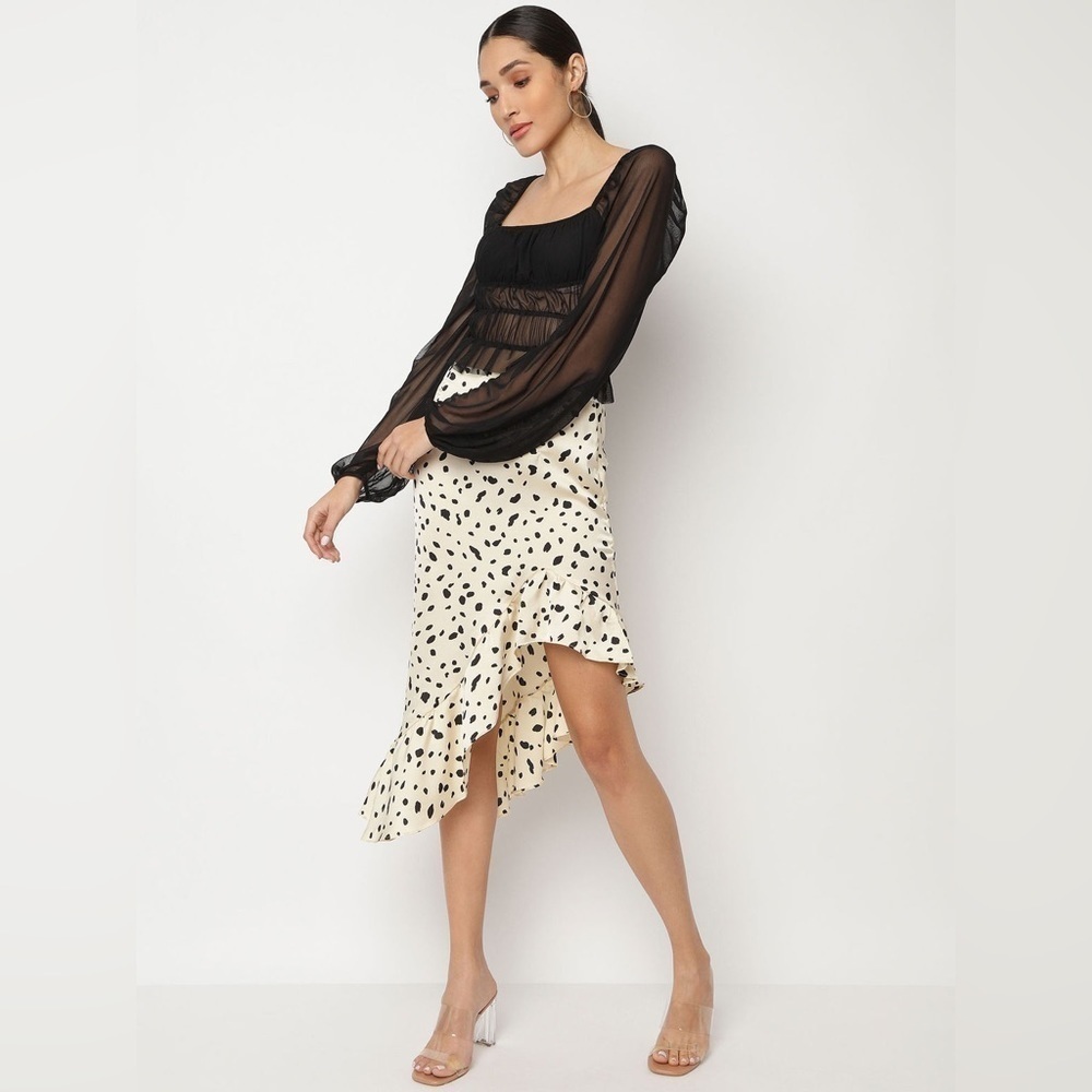 NWT Missguided Asymmetrical Cream and Black Animal Print Skirt Size 10 - Picture 3 of 9